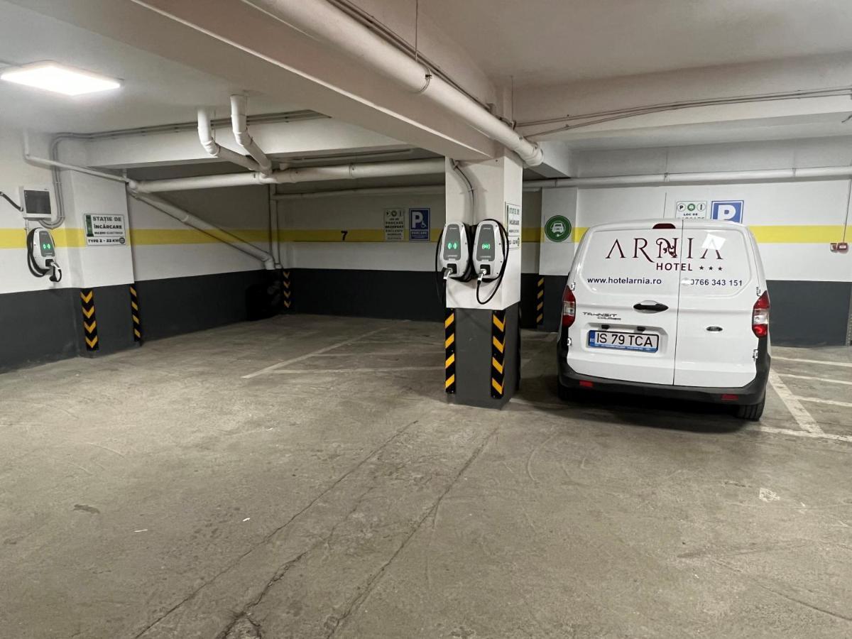 Hotel Arnia Yaş Dış mekan fotoğraf